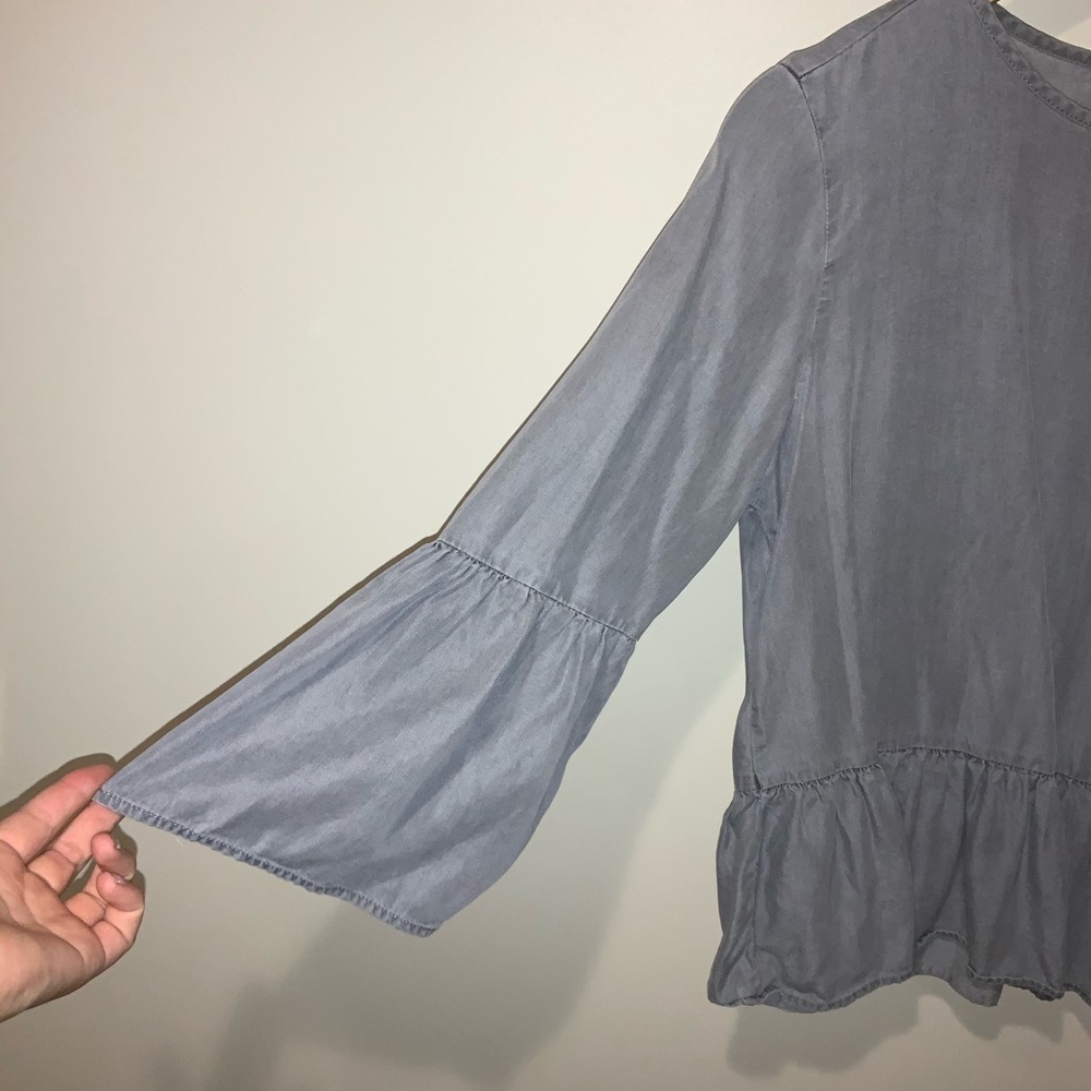 Top - Picture 2 of 2